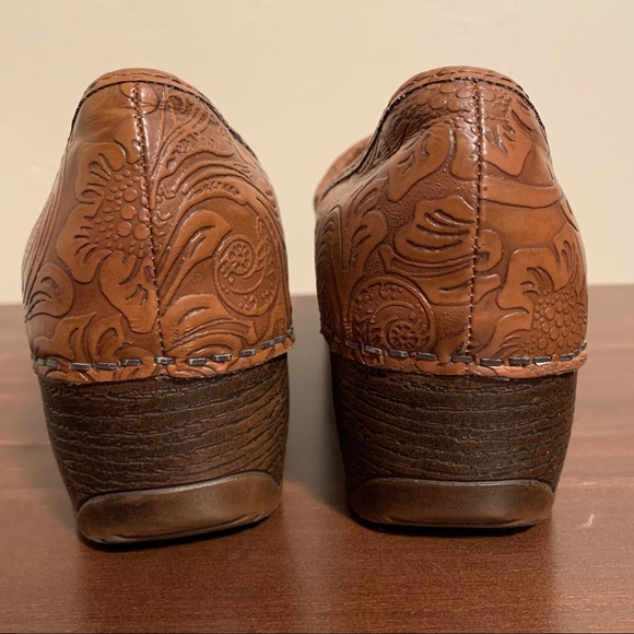 Bass Clogs - Picture 5 of 5